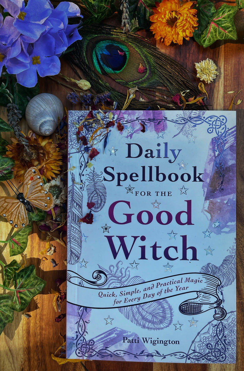 Daily Spell Book for the Good Witch