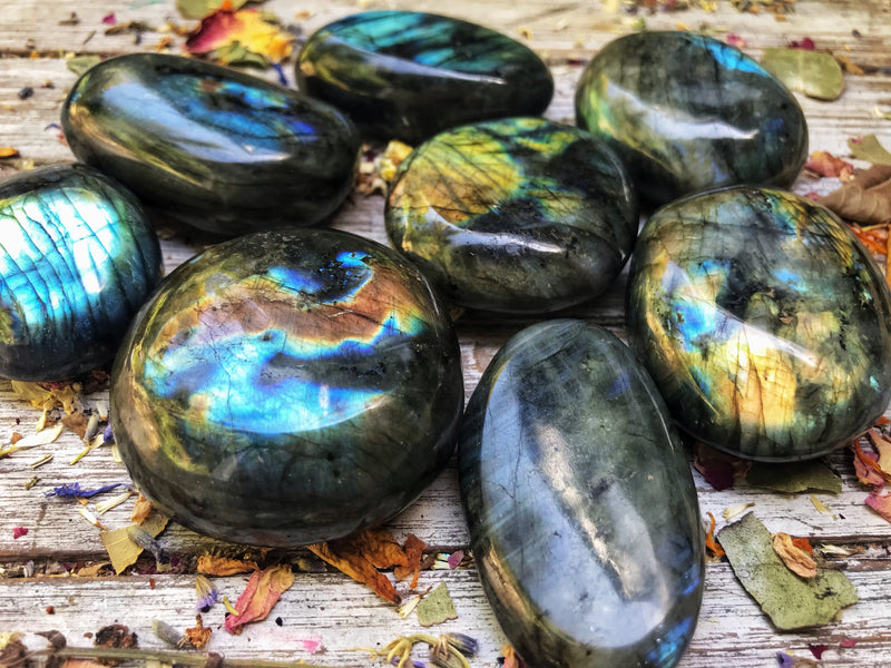 Labradorite Palmstones